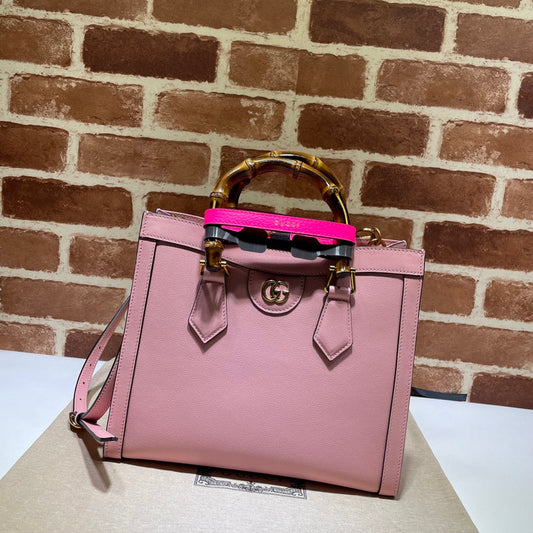 Gucci  Luxury -  Bags - 400