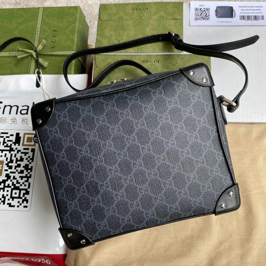 Gucci   Luxury Bags  992