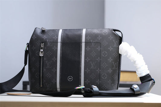 Alice bags - Louis Vuittons  - 10487