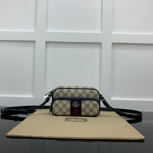 Gucci  Luxury -  Bags - 577