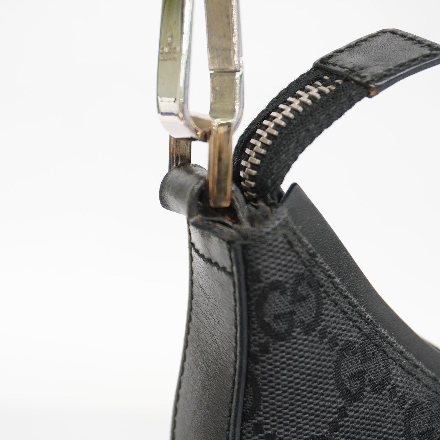 Gucci  000 0602 Women's GG Canvas Hand Bag Black
