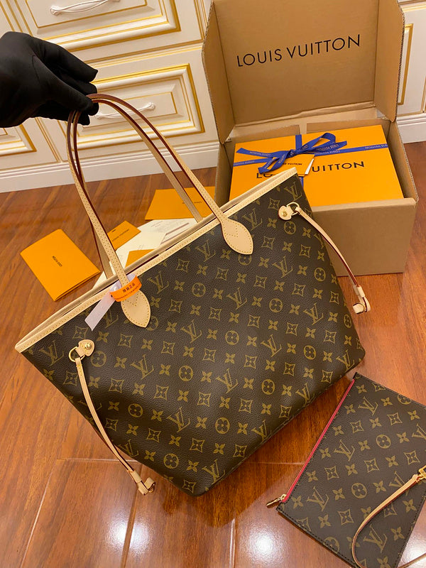 Alice Bags- Louis Vuittons  - 16076
