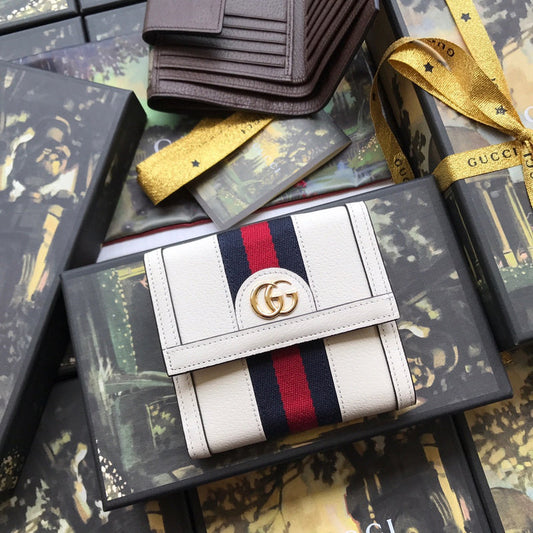 Gucci   Luxury Bags  864