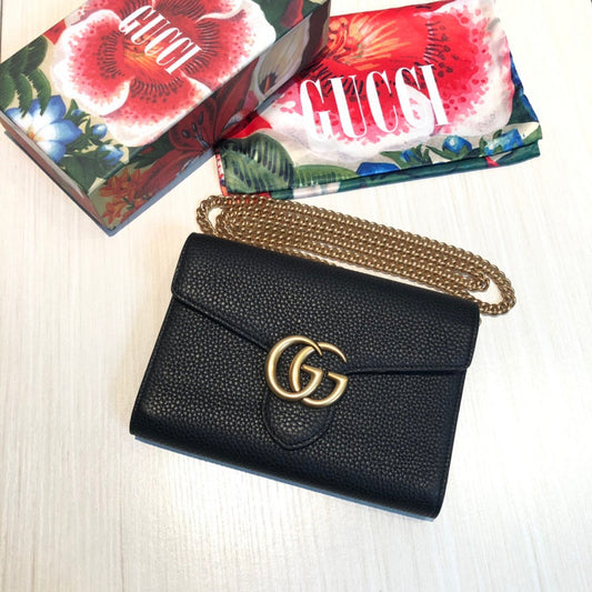 Gucci   Luxury Bags  957