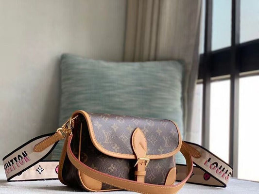Alice bags - Louis Vuittons  - 15620