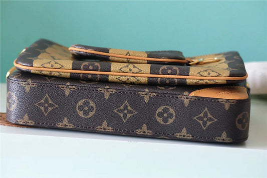 Alice bags - Louis Vuittons  - 10055