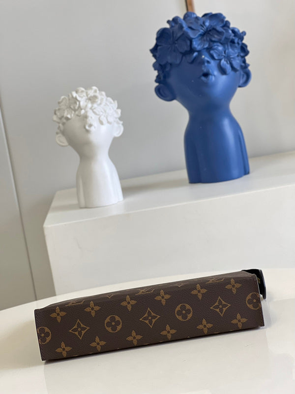 AliceBags- Louis Vuittons  - 16752