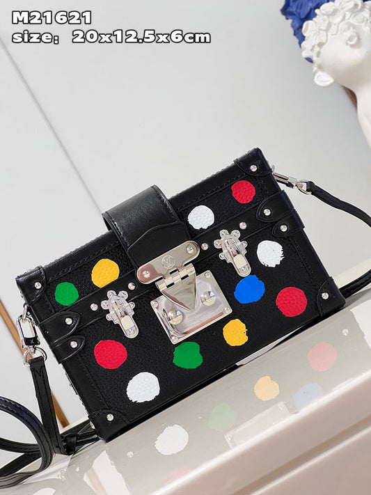 Alice bags - Louis Vuittons  - 15388
