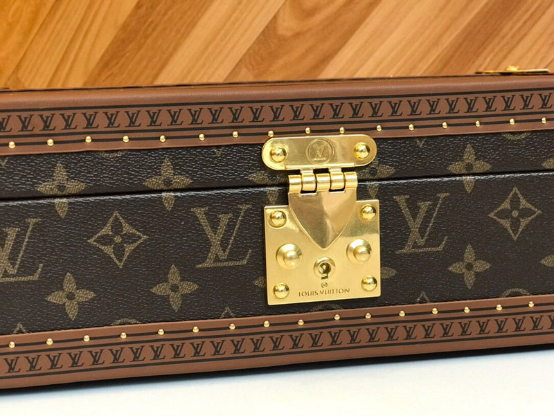 Alice Bags- Louis Vuittons  - 15998
