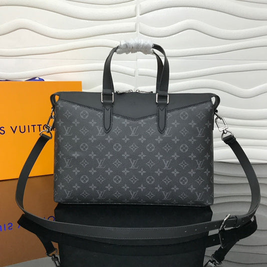 Alice Bags- Louis Vuittons  - 16557