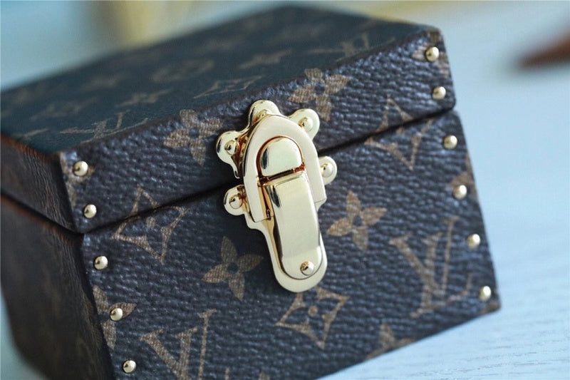 Alice bags - Louis Vuittons  - 9526