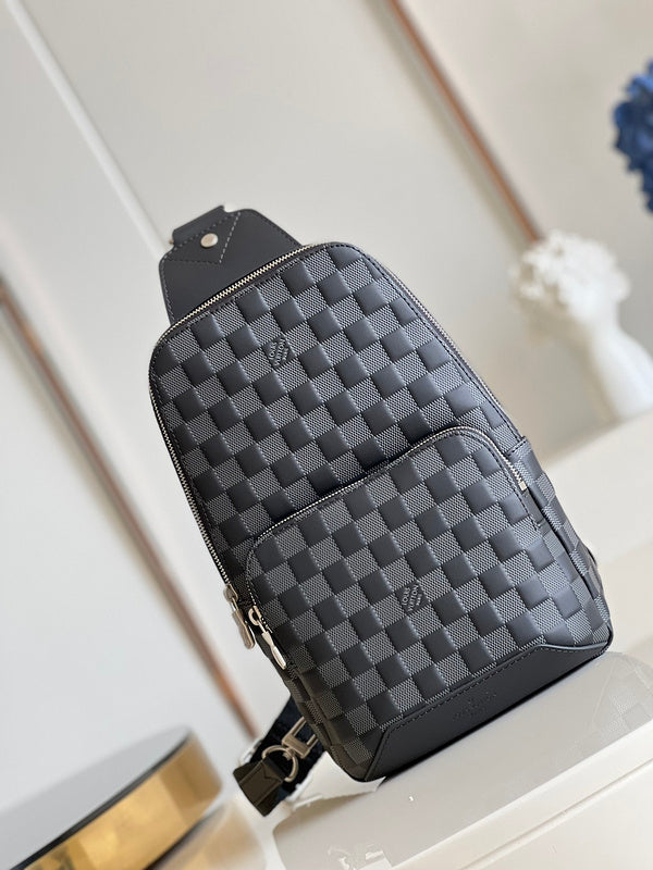 Alice Bags- Louis Vuittons  - 16259