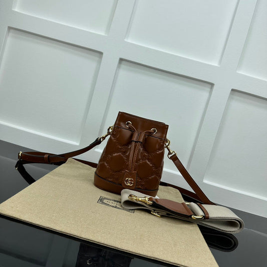 Gucci  Luxury -  Bags - 532