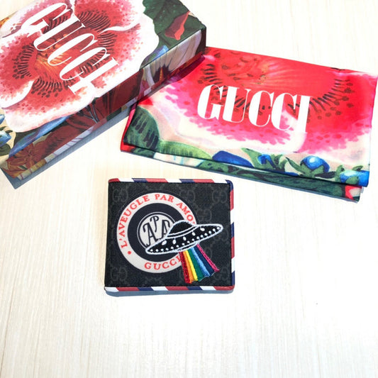 Gucci   Luxury Bags  874