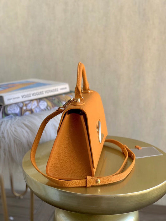 Alice Bags- Louis Vuittons  - 15873