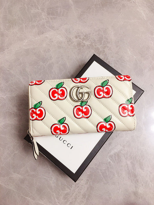Gucci   Luxury Bags  1355