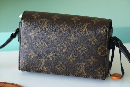 Alice bags - Louis Vuittons  - 9922