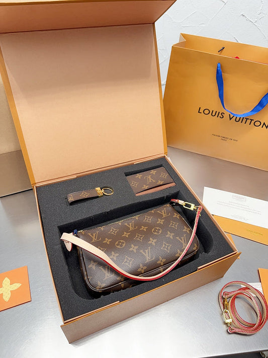 Alice bags - Louis Vuittons  - 14881