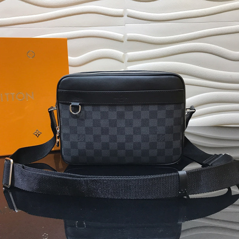 Alice Bags- Louis Vuittons  - 16556