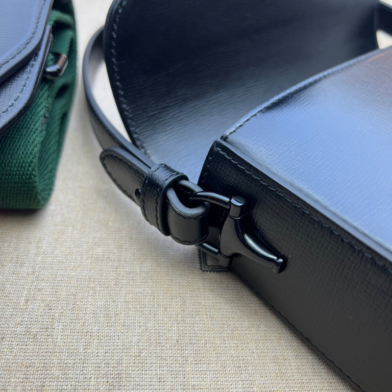Gucci  Luxury -  Bags - 525
