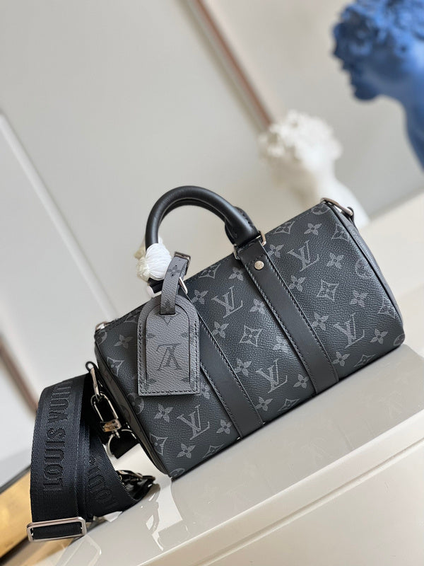 Alice Bags- Louis Vuittons  - 16262