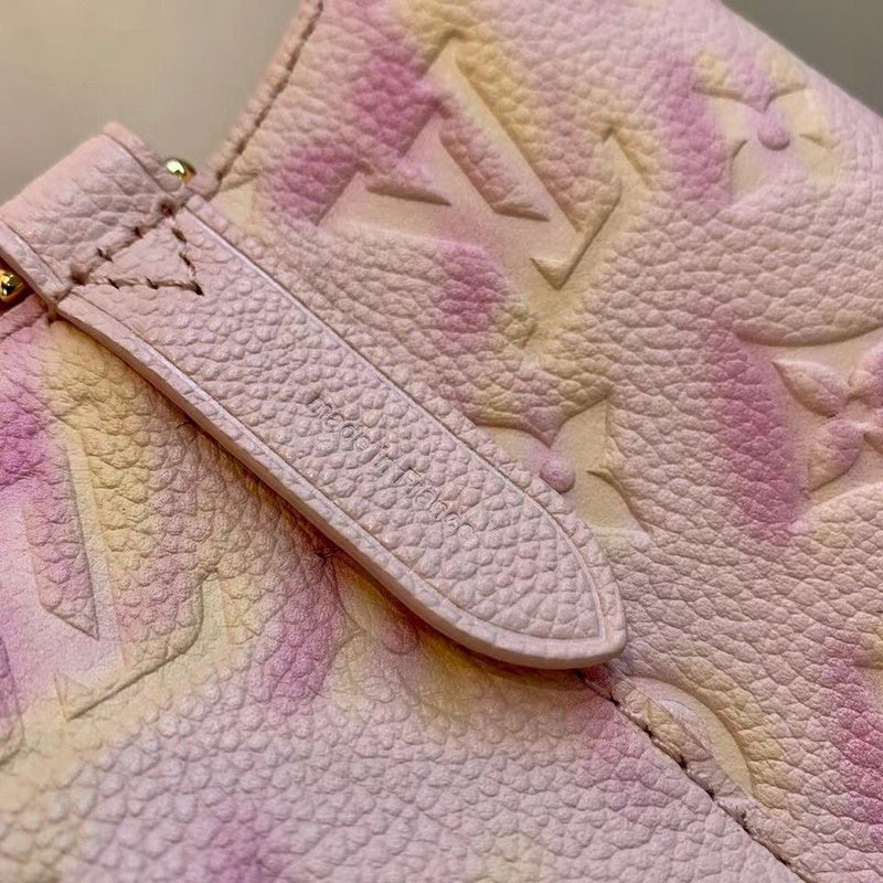 Alice Bags- Louis Vuittons  - 16594