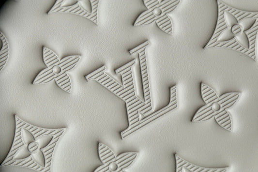 Alice Bags- Louis Vuittons  - 16582