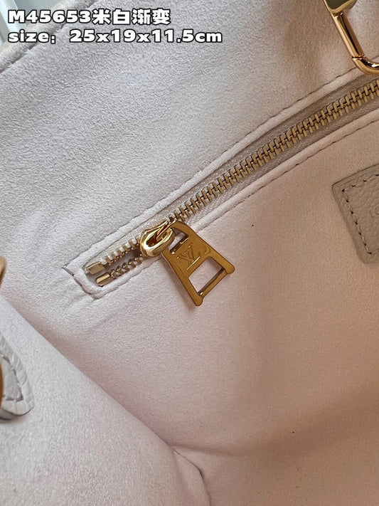 Alice bags - Louis Vuittons  - 15339