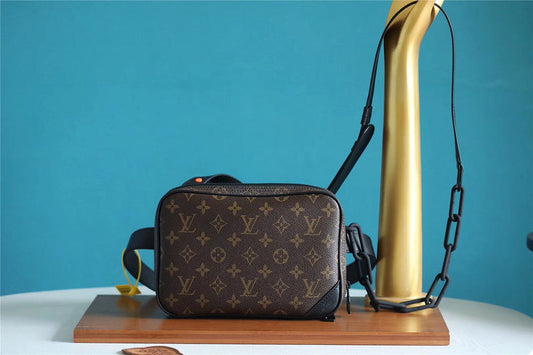 Alice bags - Louis Vuittons  - 10393