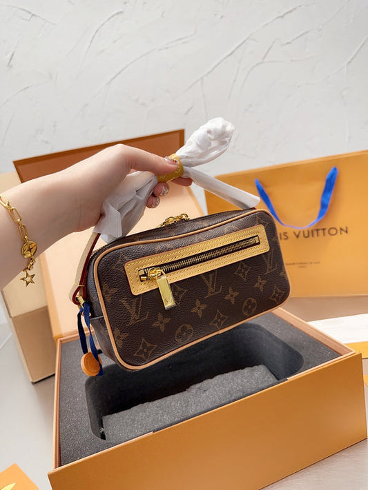 Alice bags - Louis Vuittons  - 14888