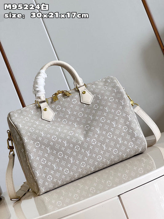 Alice bags - Louis Vuittons  - 15337