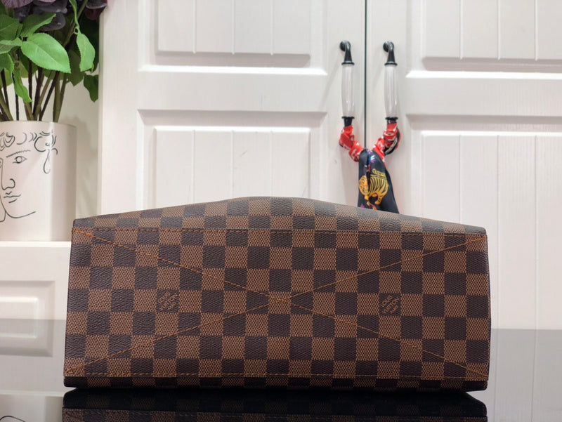 Alice Bags- Louis Vuittons  - 15925