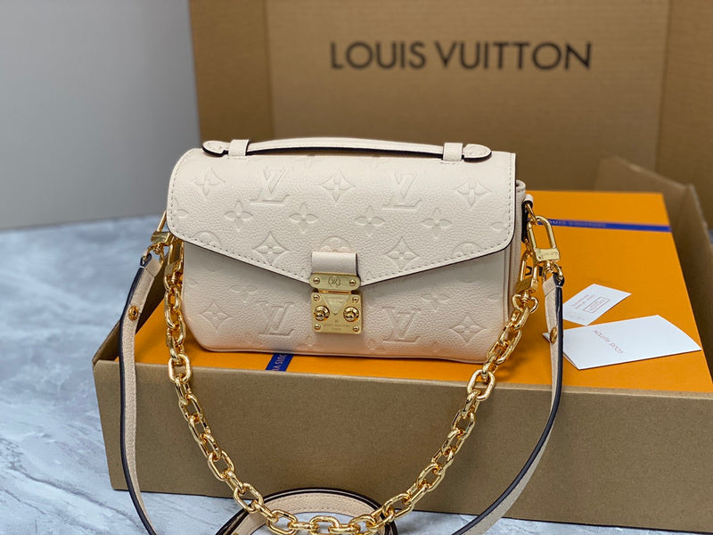 Alice bags - Louis Vuittons  - 15185