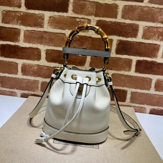 Gucci  Luxury -  Bags - 591