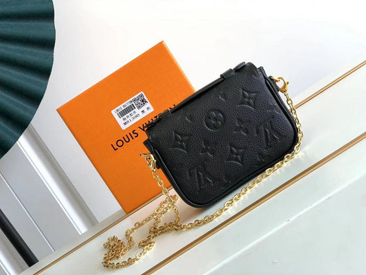 Alice bags- Louis Vuittons  - 16771