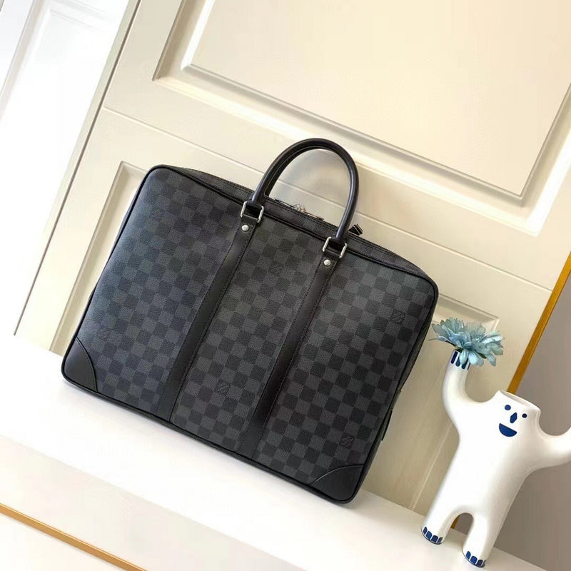 Alice Bags- Louis Vuittons  - 15945