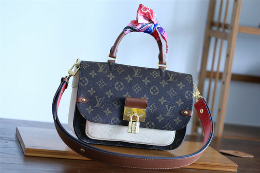 Alice bags - Louis Vuittons  - 7851