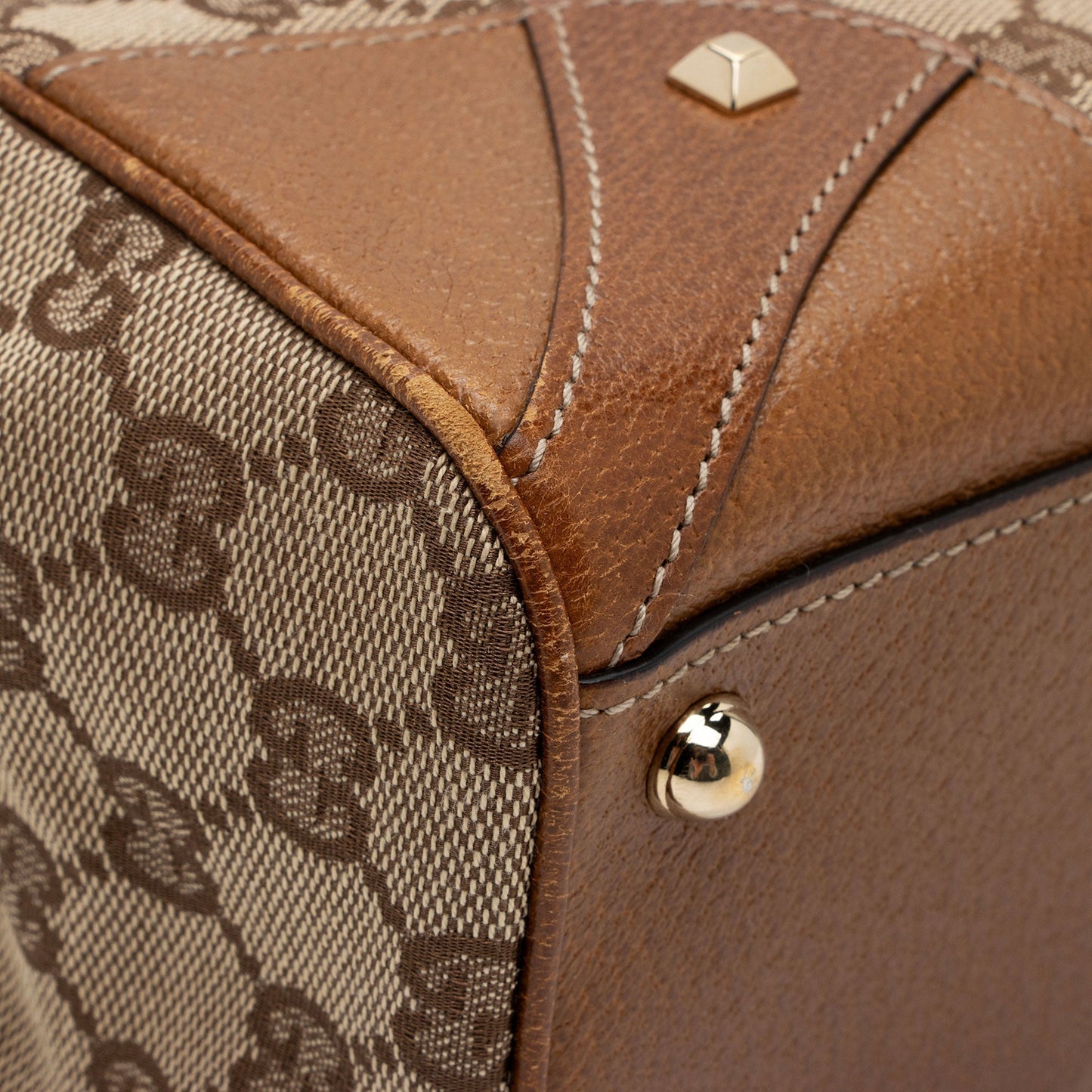 Gucci GG Canvas Nailhead Bardot Shoulder Bag (SHF-cXQEhI)