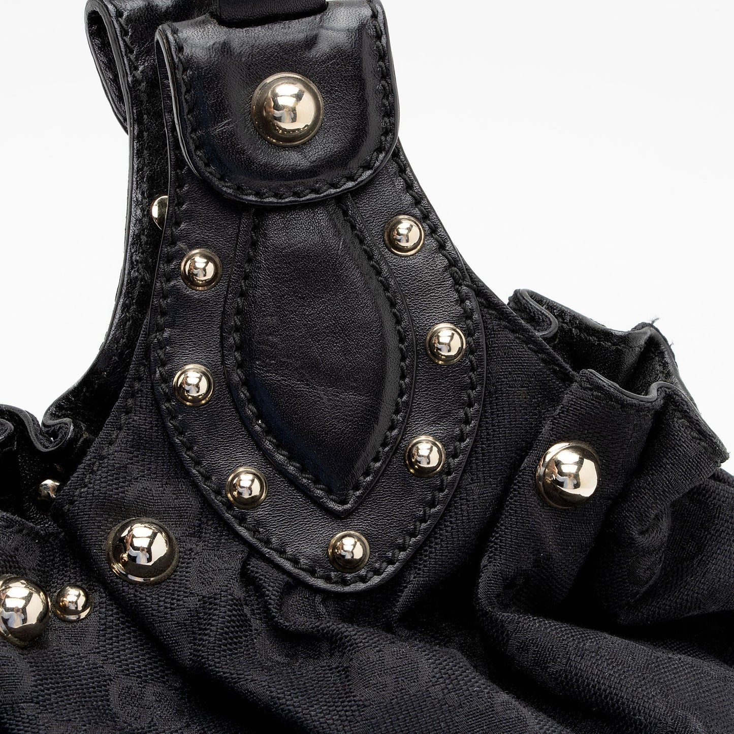 Gucci GG Canvas Studded Pelham Small Shoulder Bag (SHF-0I65Ea)
