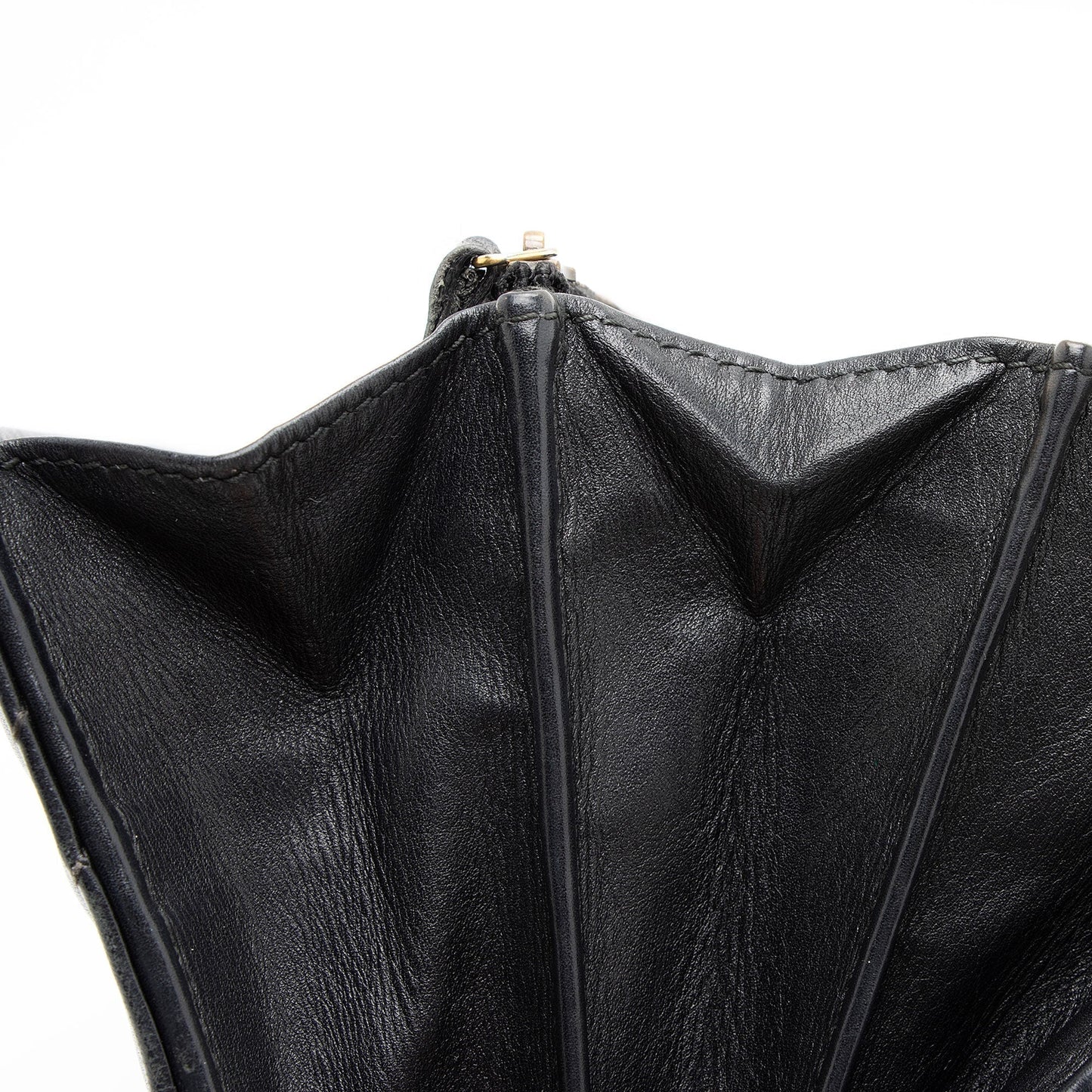 Gucci Matelasse Leather GG Marmont Mini Chain Shoulder Bag (SHF-KHf4XN)