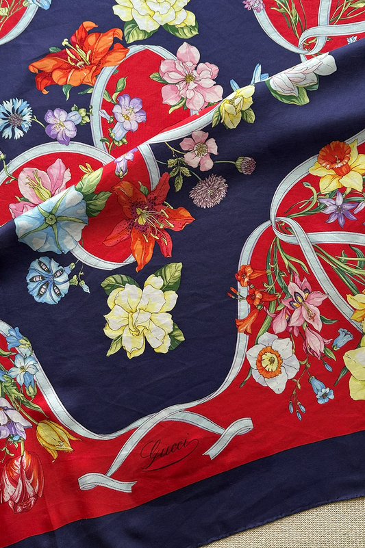 GUCCI Floral Scarf Silk Red Purple