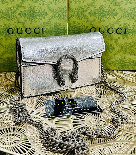 Gucci  Women's Bag with Brand Box (Silver)