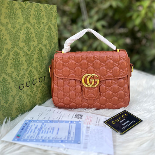 GUCCI Crossbody Bag – Luxury Redefined for the Modern Woman  (brown)