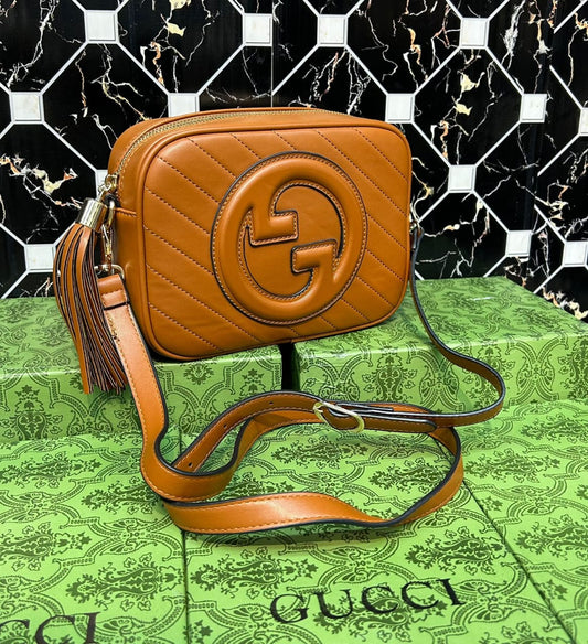 GUCCI Blondie Crossbody Bag (mustard)