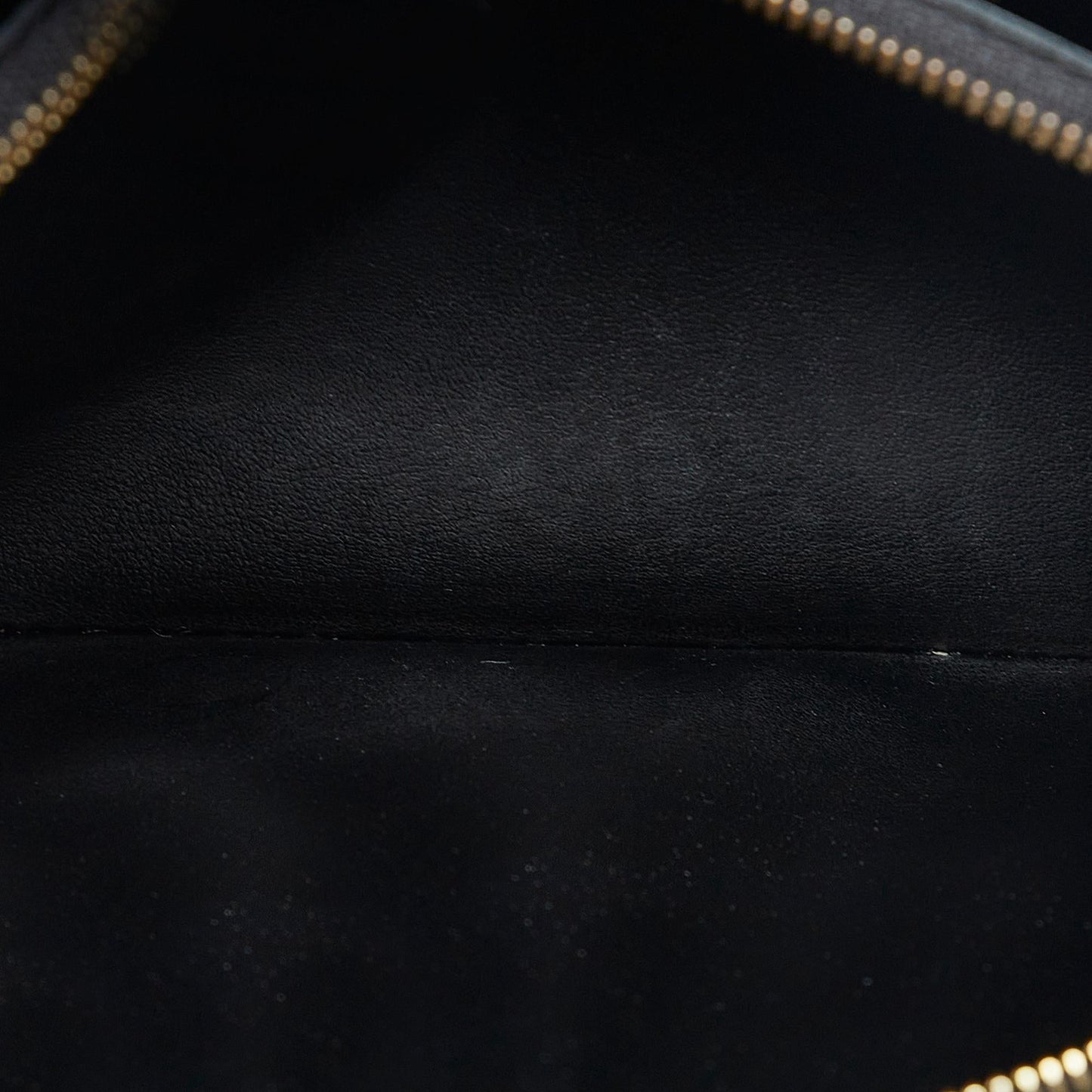 Louis Vuitton Epi Twist Love Lock Chain Wallet (SHG-WDV2bU)