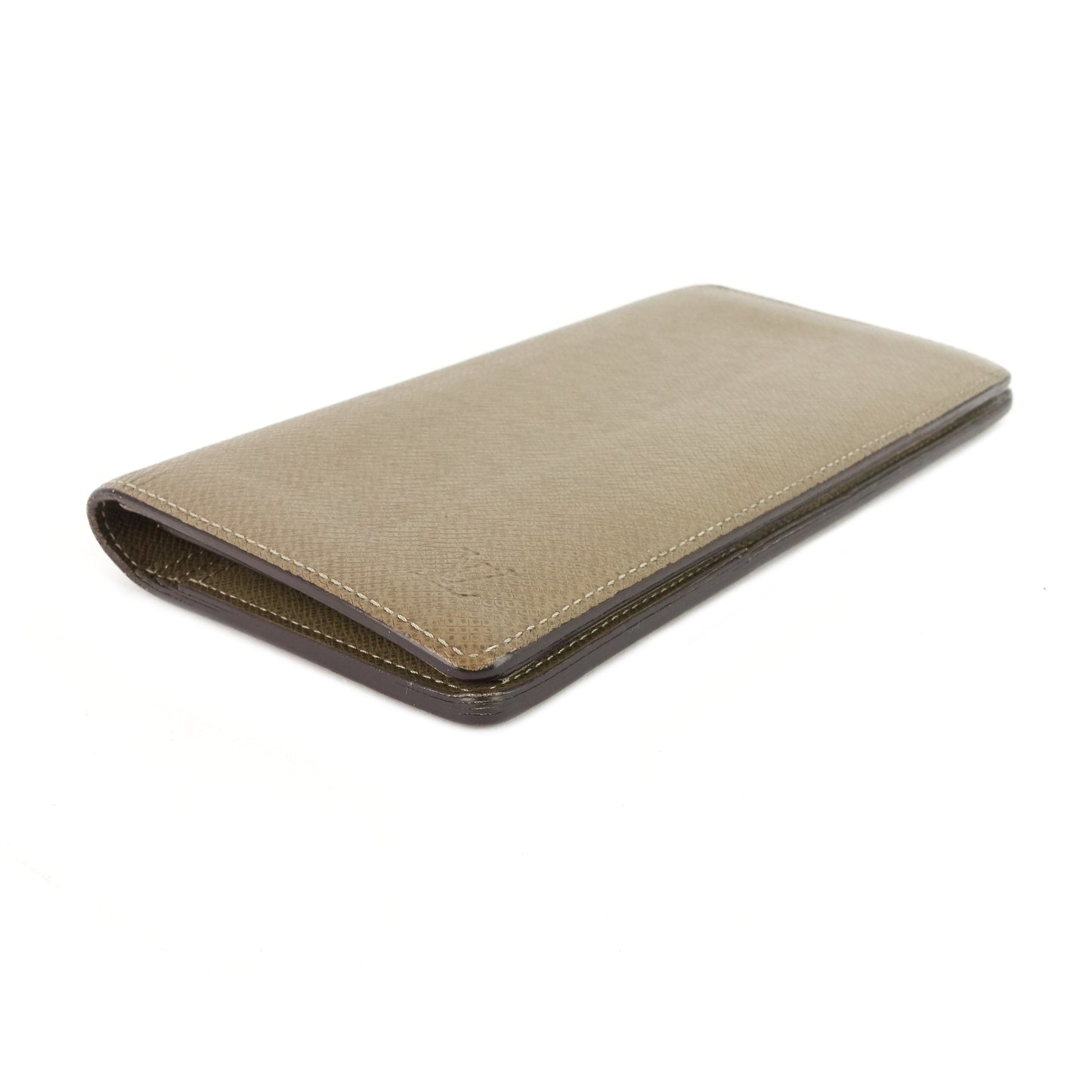 LOUIS VUITTON Brazza Taiga Leather Wallet