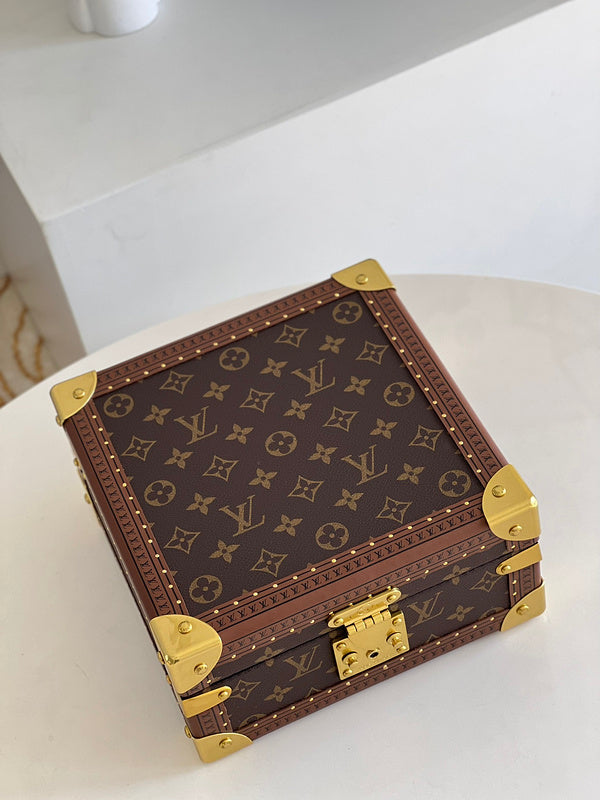 Alice bags- Louis Vuittons  - 16830