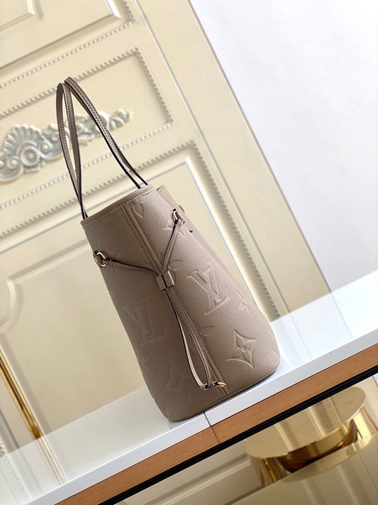Alice bags- Louis Vuittons  - 16816