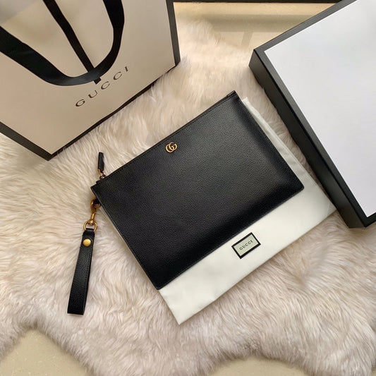 Gucci   Luxury Bags  1323