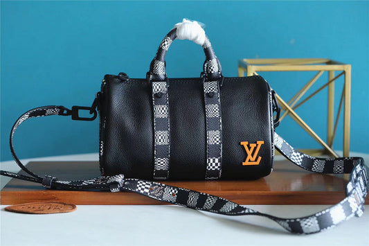 Alice bags - Louis Vuittons  - 9440